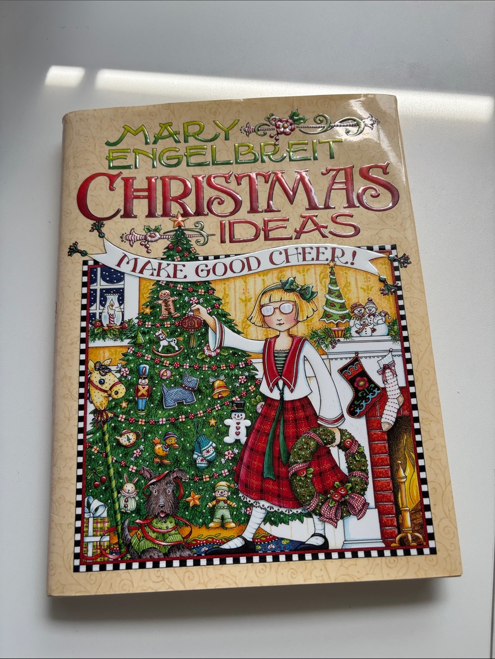 Mary Engelbreit Christmas Ideas — Red, Green, Cream Holiday Cover